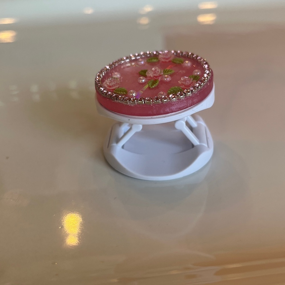 Pink Floral Phone Grip - Picture 4 of 6